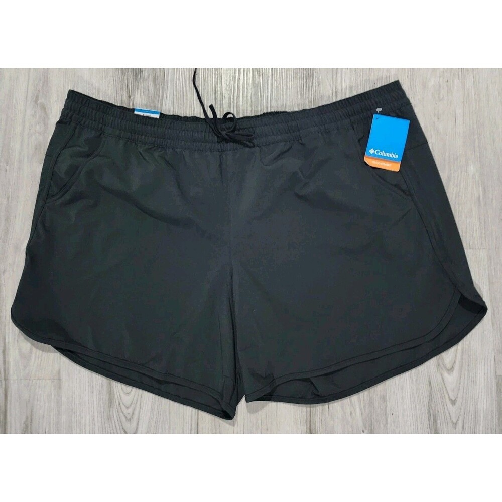 NWT Columbia Omni Shade Women’s Shorts 3X Black 6" Inseam